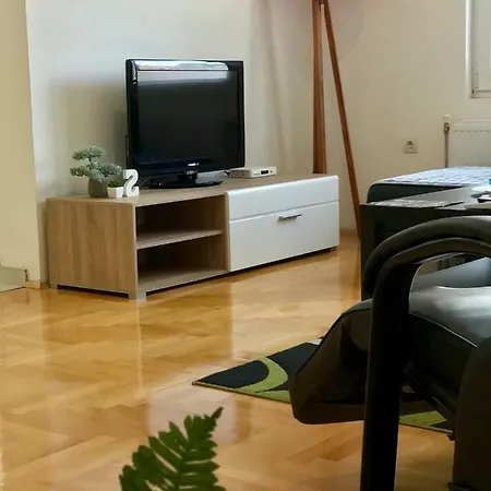 Regina's Luxury * Skopje