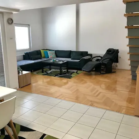Apartment Regina's Luxury *