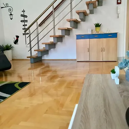 Regina's Luxury Apartment Skopje