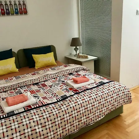 Regina's Luxury Apartment