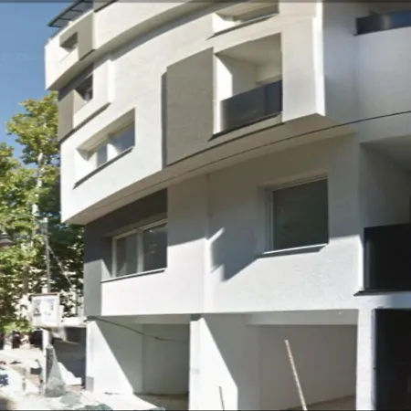 Regina's Luxury * Skopje